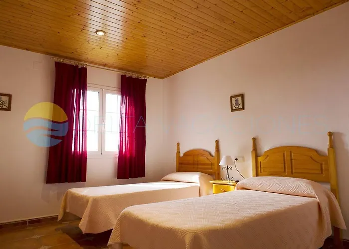 Riuebre - Casa para 11 personas con piscina y con vistas al Río Ebro