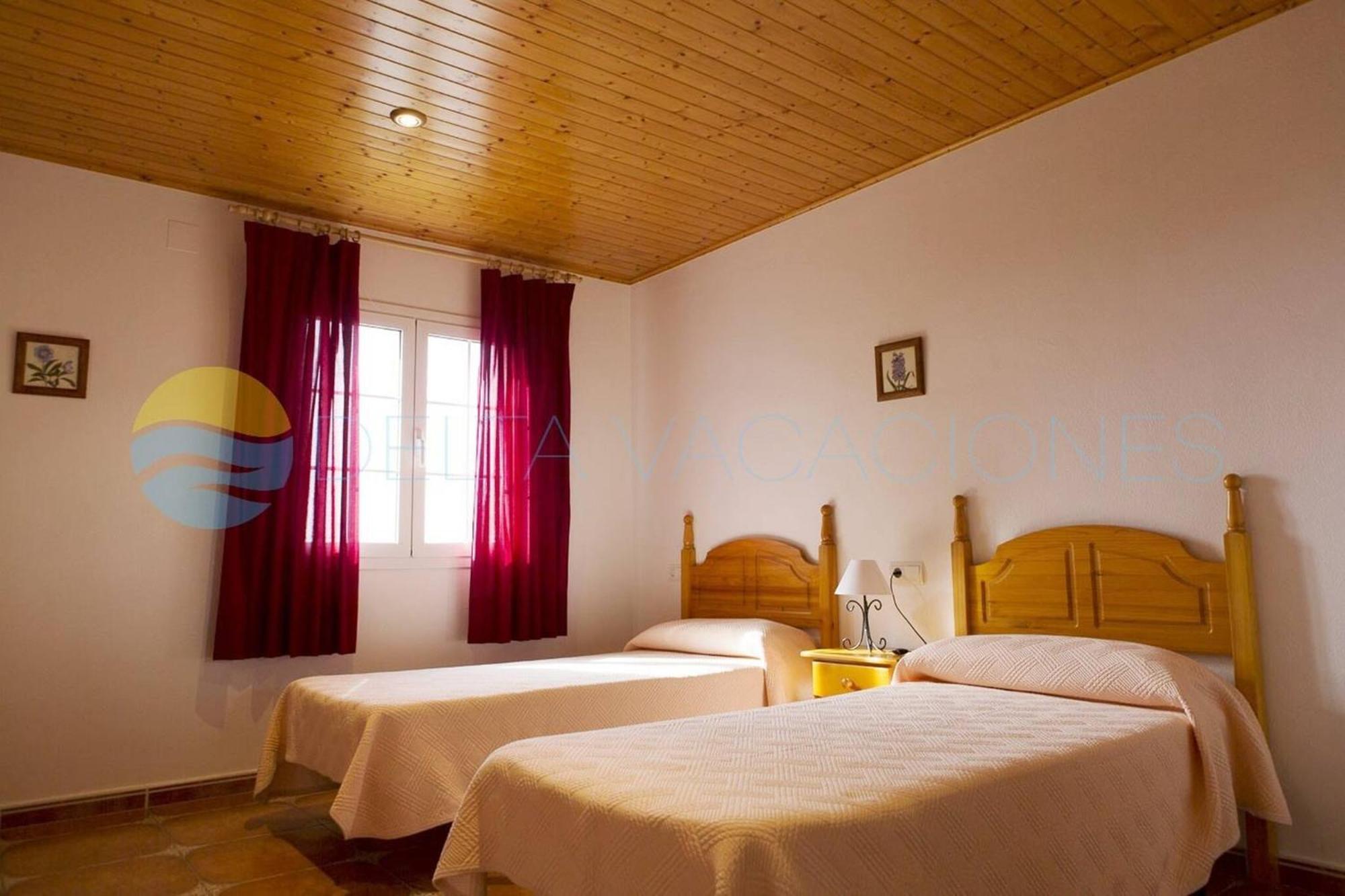 Riuebre - Casa 11 Personas Con Piscina Y Con Vistas Al Río Ebro Deltebre