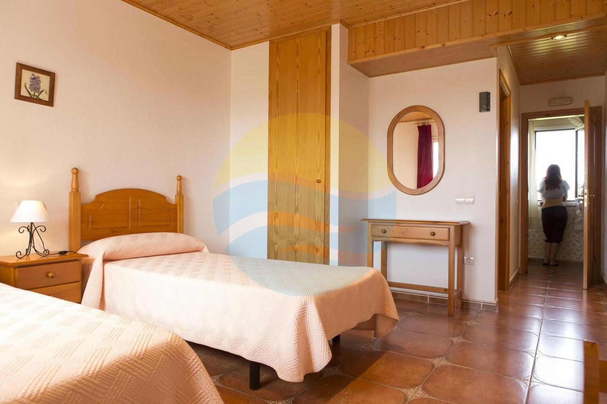 Riuebre - Casa 11 Personas Con Piscina Y Con Vistas Al Río Ebro Сasa de vacaciones Deltebre