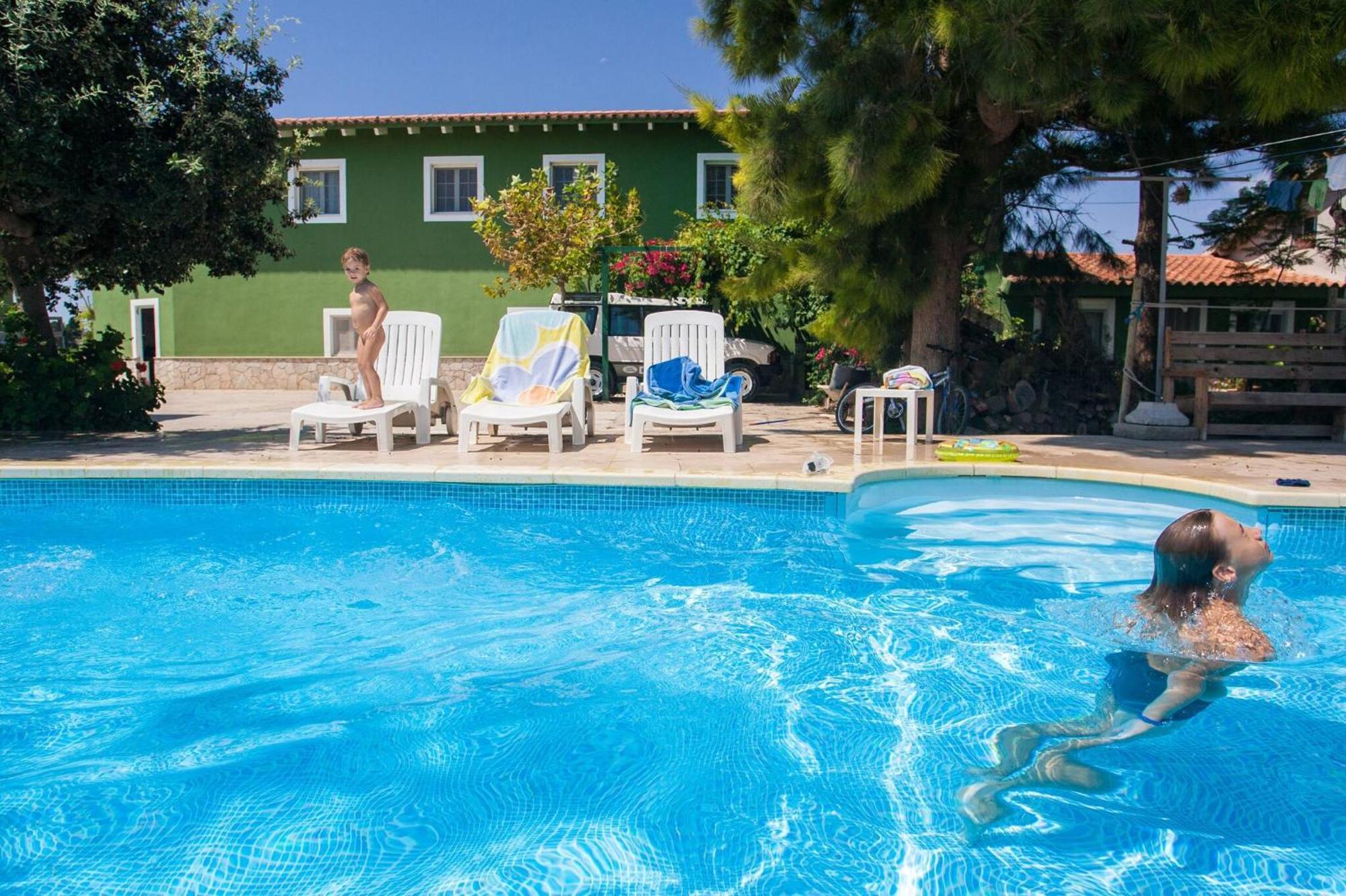 Riuebre - Casa 11 Personas Con Piscina Y Con Vistas Al Río Ebro